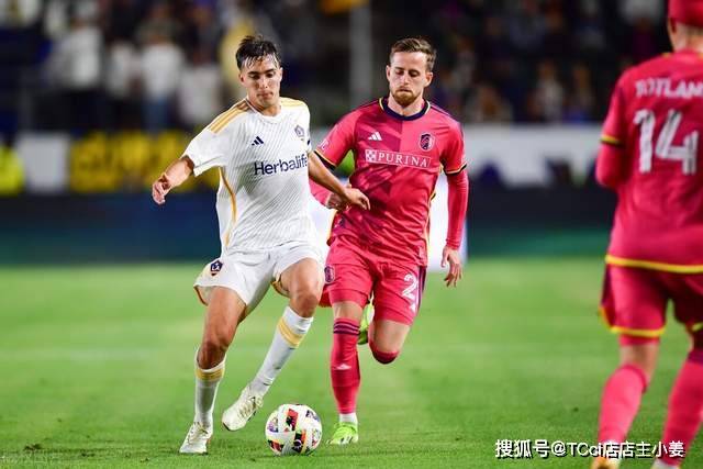 全市场：国米预计等奥古斯托结束休假后与他会面，双方都有意续约